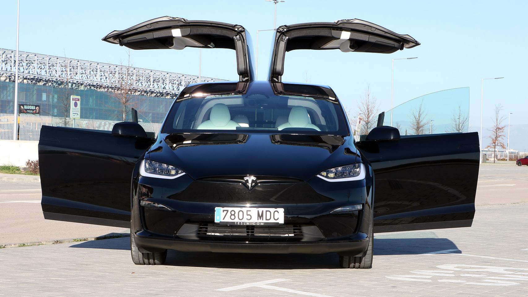 Tesla Model X Plaid