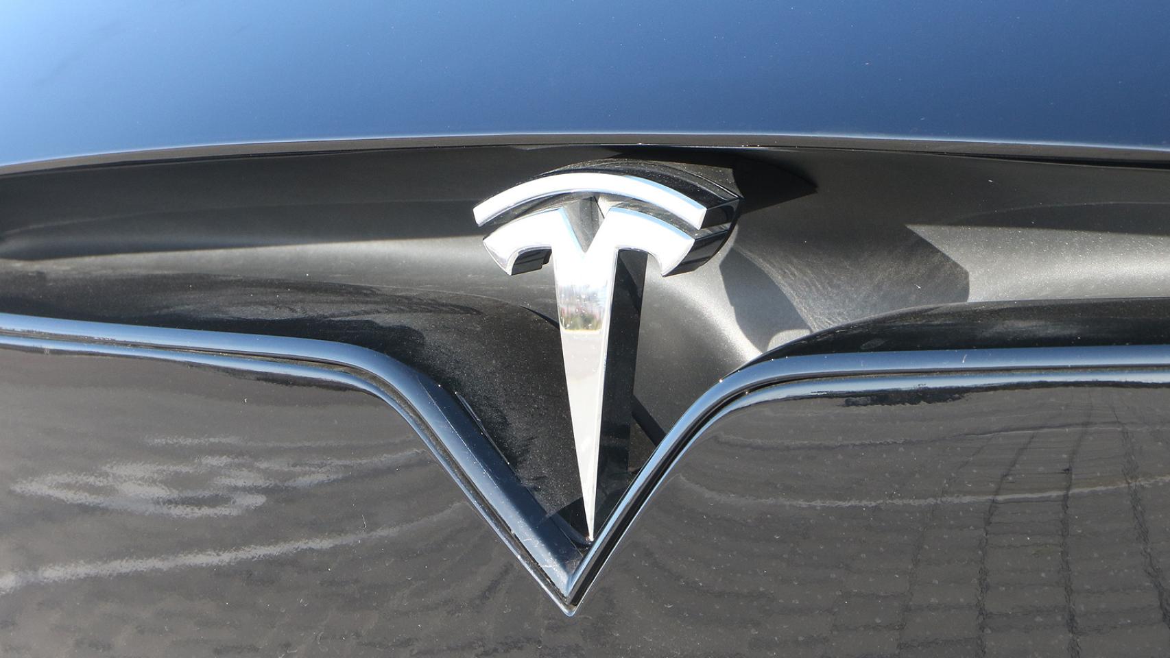 Tesla Model X Plaid