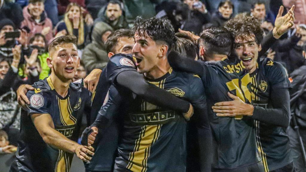 El protagonista del partido, en  la celebración de uno de sus goles.