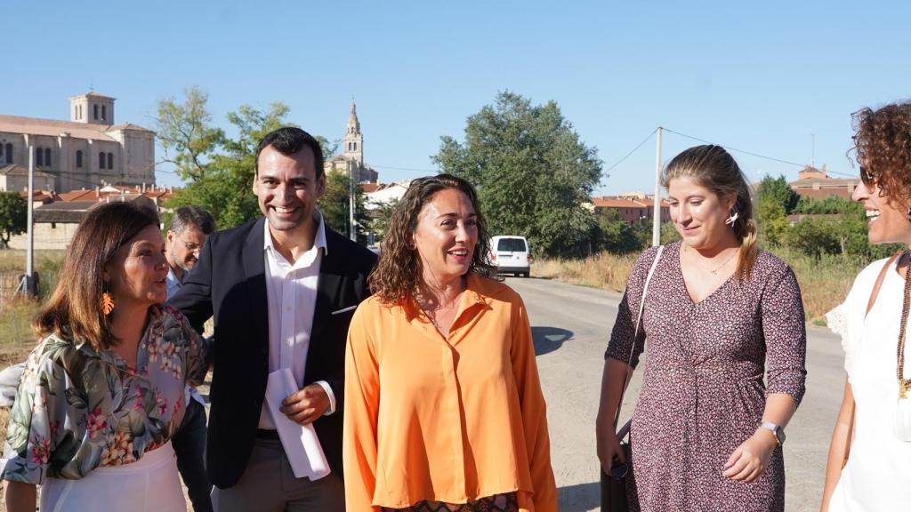 La consejera de Movilidad y Transformación Digital, María González Corral, en una visita a unas obras.