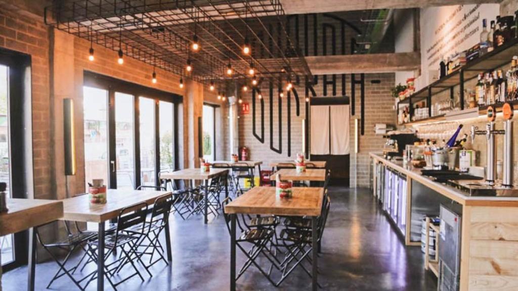 La sala del Infraganti Pizza Bar Muchavista en El Campello.