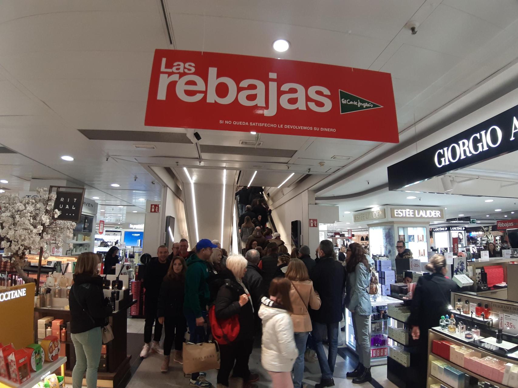 Imagen de las rebajas de El Corte Inglés.