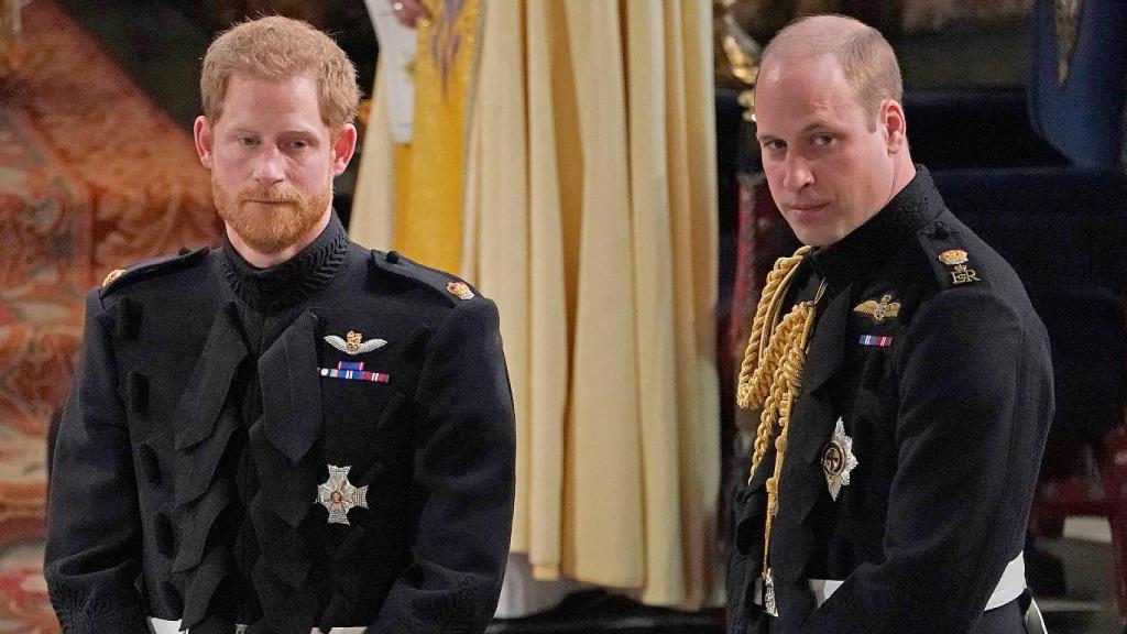 Los príncipes Harry y Guillermo en una imagen de archivo.