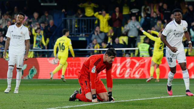 Courtois se lamenta tras un gol del Villarreal