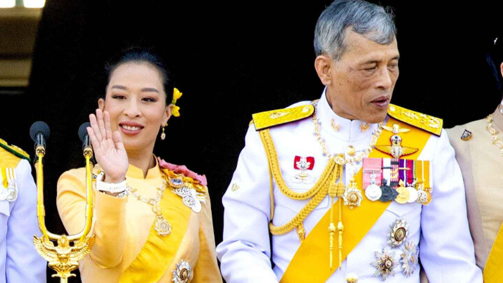 El rey y su hija Bajrakitiyabha, en una imagen de archivo.