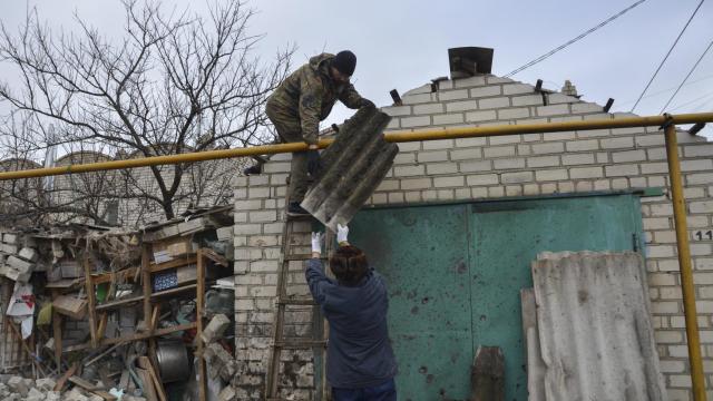 Un edifico de Jersón tras el impacto de un proyectil