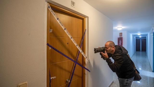 Domicilio con el precinto policial en  El Puerto de Santa Maria (Cádiz)