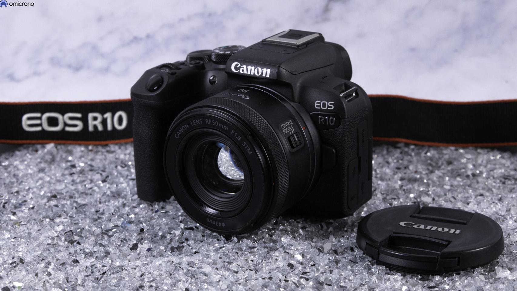 EOS R10.