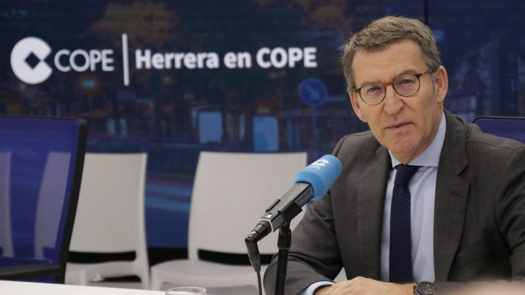 El presidente del Partido Popular, Alberto Núñez Feijóo, este lunes en Cope.