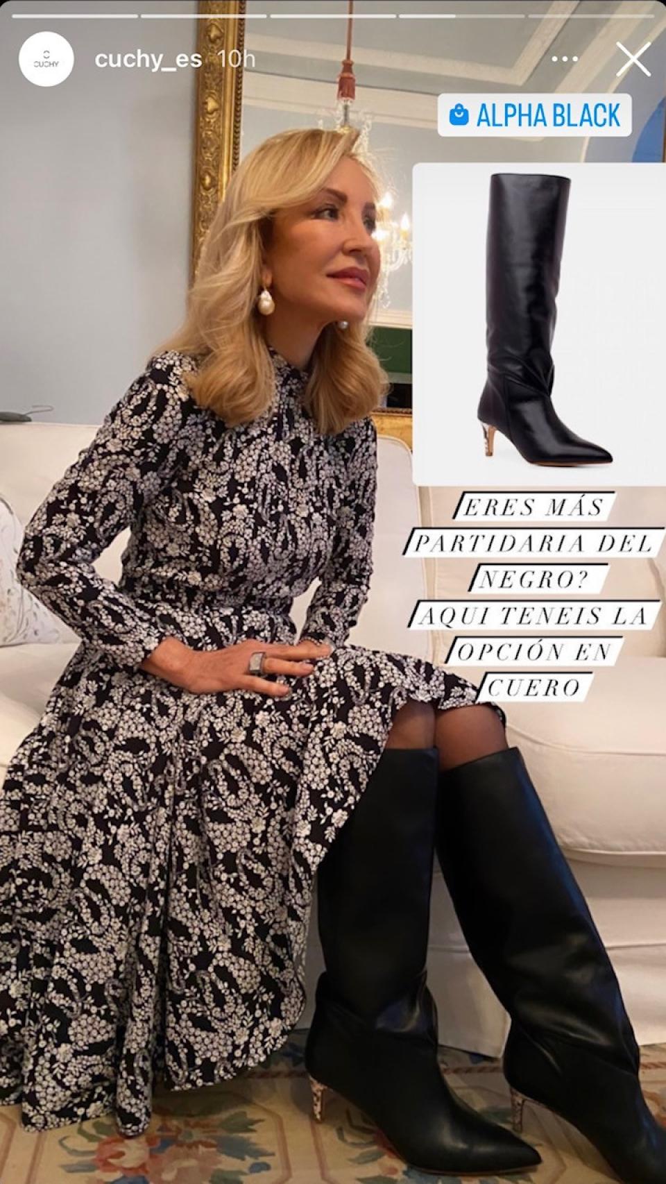 Carmen Lomana con botas de Cuchy.