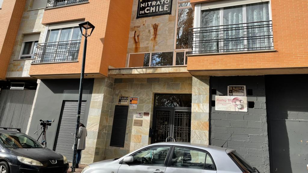 Imagen del portal donde vivía Belén con su hija y su pareja.