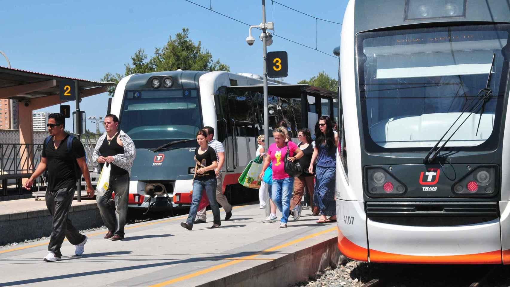 Una imagen de archivo de la Línea 9 del TRAM.