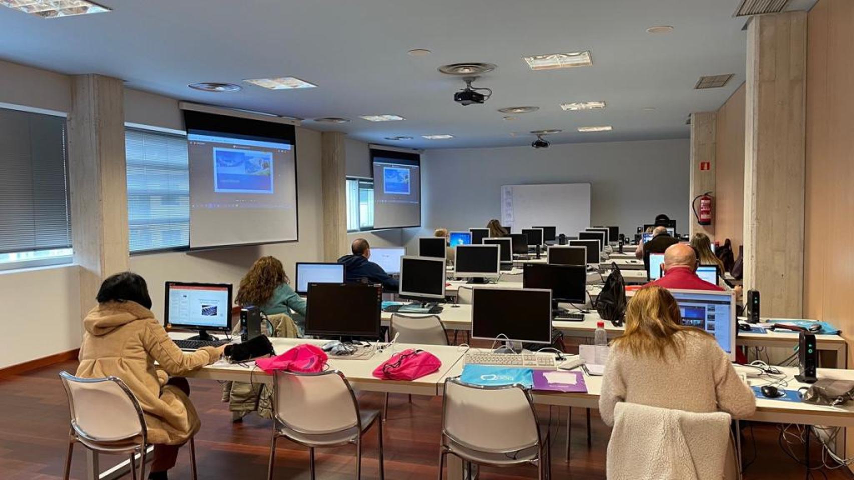 Sala de formación en Arroyo de la Encomienda