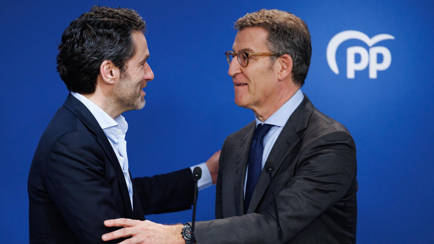 Borja Sémper y Alberto Núñez Feijóo, en una imagen reciente en la sede del PP.