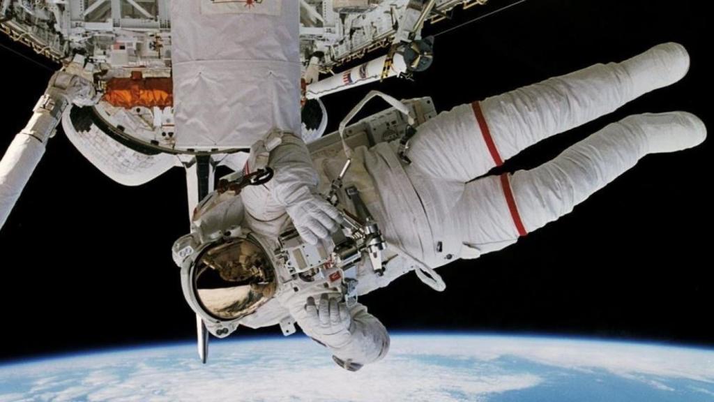 El astronauta de la NASA Mark Lee.