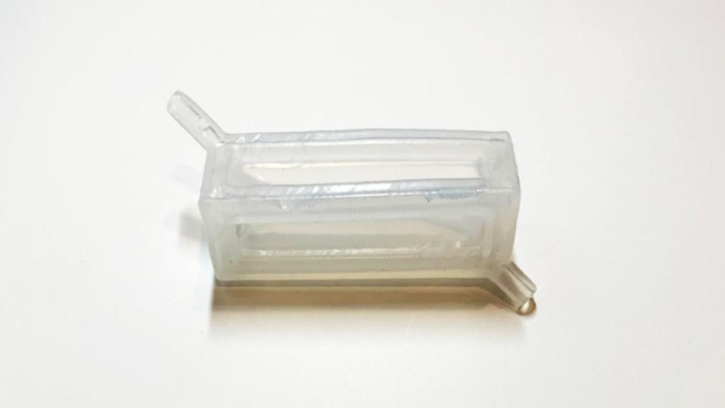 Una muestra de la piel de silicona.