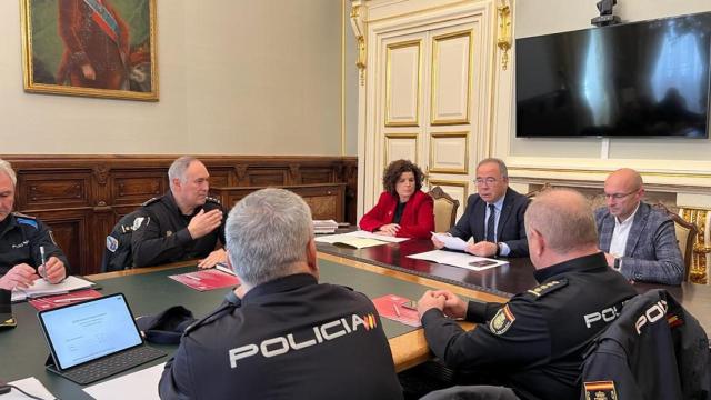 Reunión de la comisión de seguridad tras los apuñalamientos