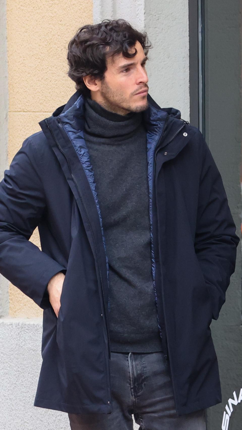 Onieva por las calles de Madrid, en diciembre de 2022.