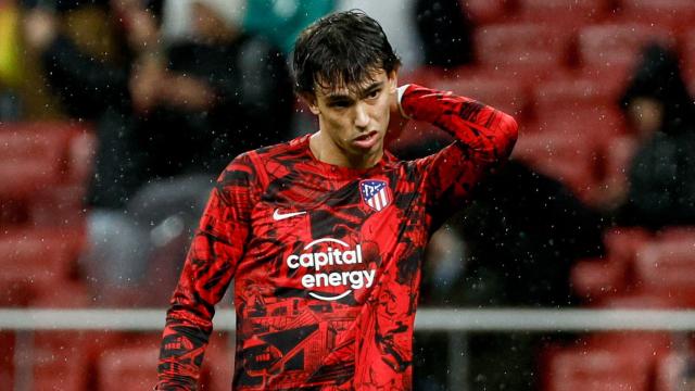 Joao Félix, durante un calentamiento con el Atlético de Madrid