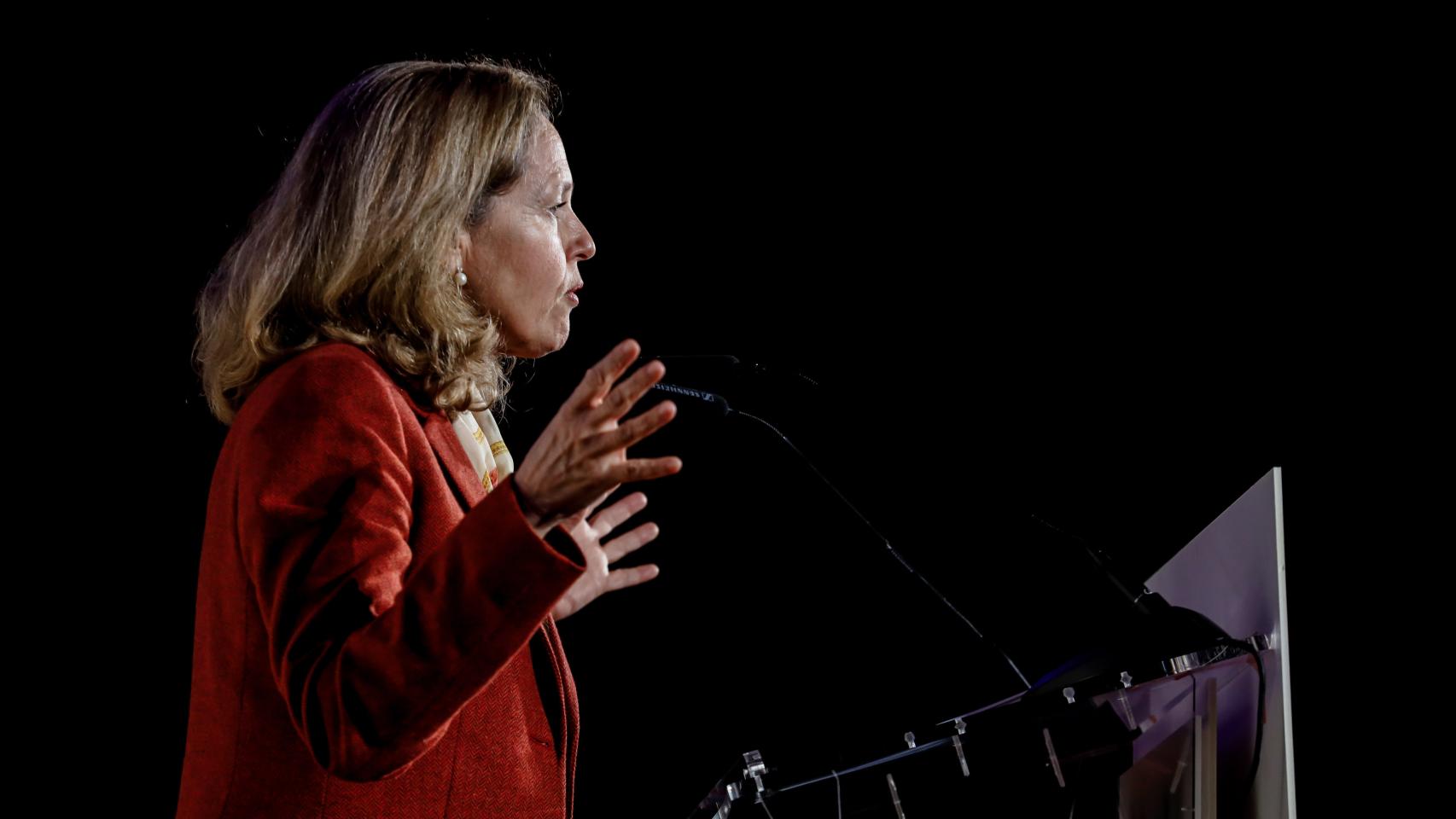 La vicepresidenta primera y ministra de Asuntos Económicos y Transformación Digital, Nadia Calviño, interviene durante la segunda jornada de la VII Conferencia de Embajadores, en el Ministerio de Asuntos Exteriores, el martes.