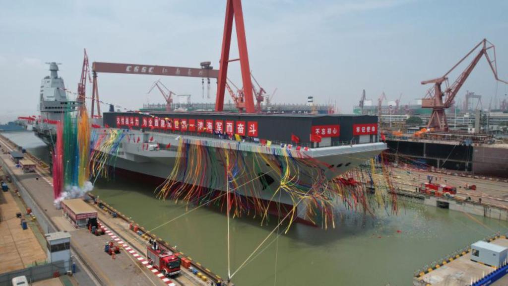 El portaviones CNS Fujian.