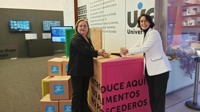 Abanca recauda diez toneladas de productos para bancos de alimentos.