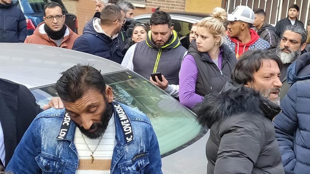 Nicanor y Ángel Fernández, padres de los niños desaparecidos, el día que identificaron el cadáver de Fernando.