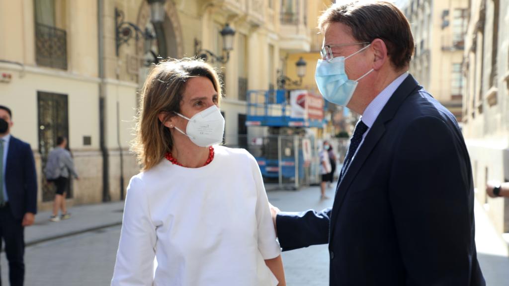 Teresa Ribera y Ximo Puig. EE