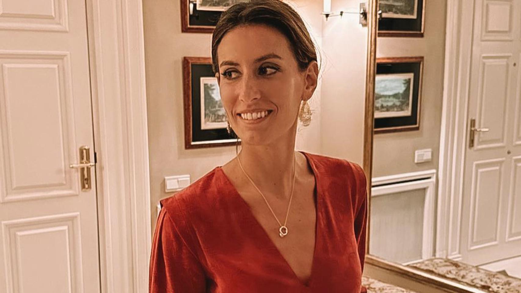 Ana Boyer con un vestido de Maksu.