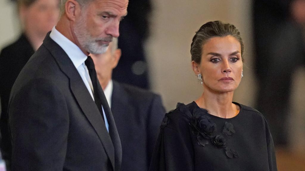 Los Reyes en el funeral de la reina Isabel II.
