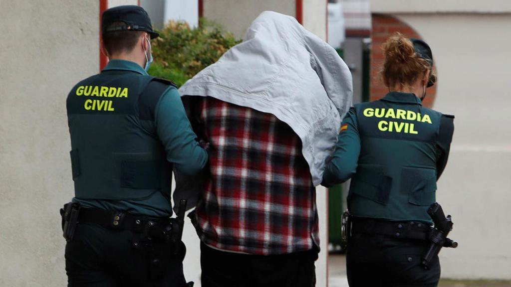 Detención de Almeida por el asesinato del niño Álex.
