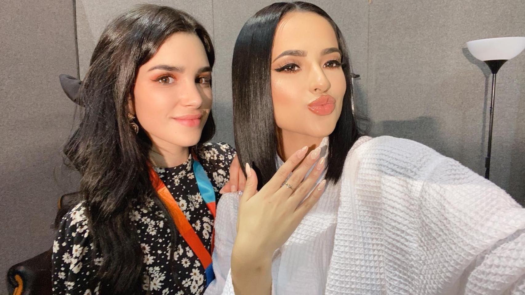 Marina Daza junto a Becky G.