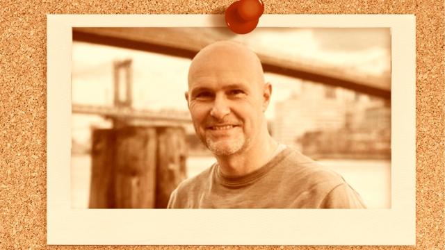 Enric Bayón en un fotomontaje de EL ESPAÑOL.