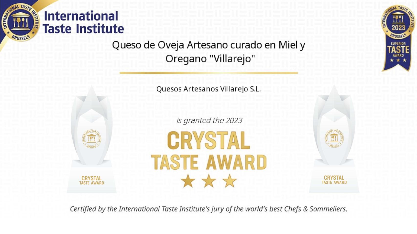 Galardón Crystal Taste Award entregado a la quesería conquense 'Quesos Villarejo'.