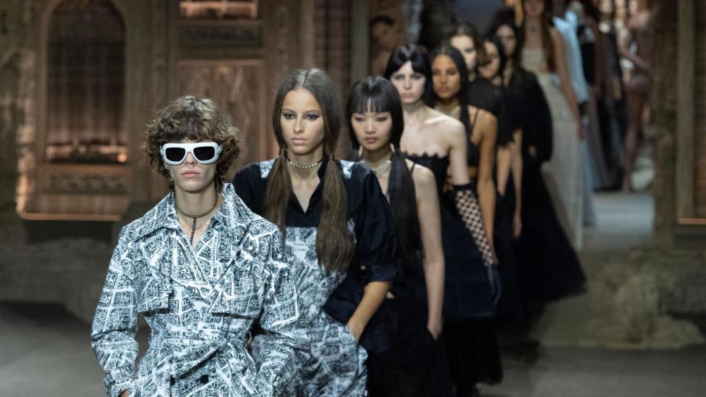 Desfile primavera/verano 2023 de Dior.