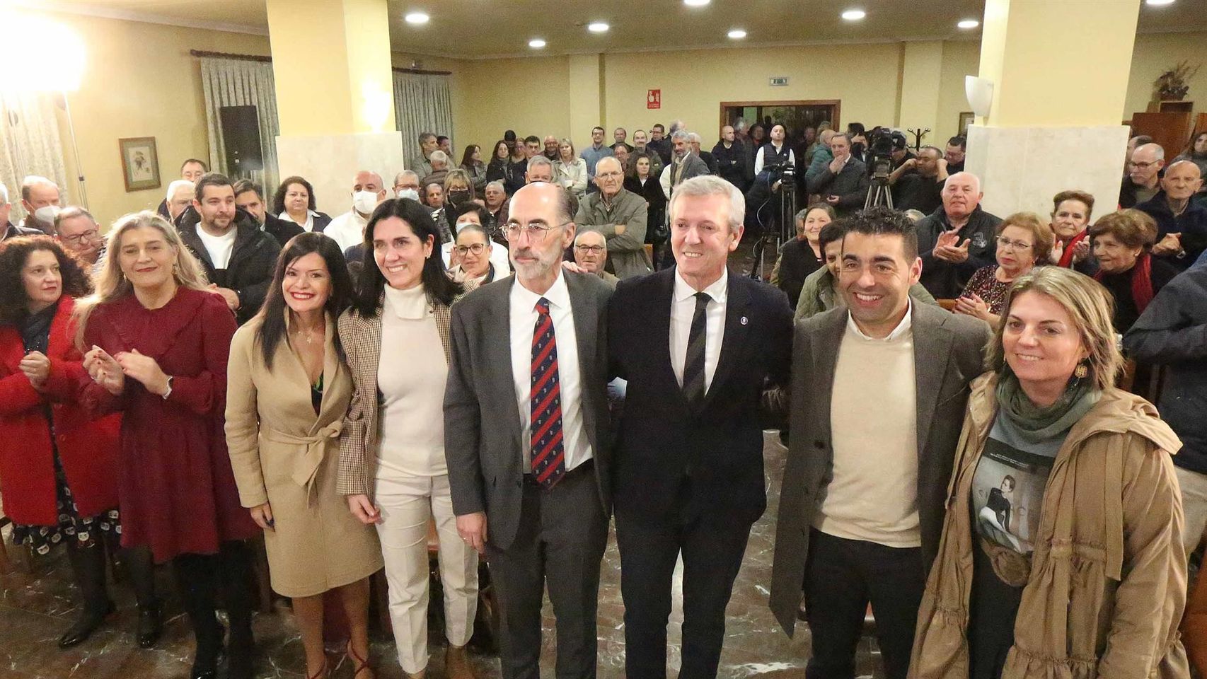 Presentación de Almuiña como candidato de Baiona.