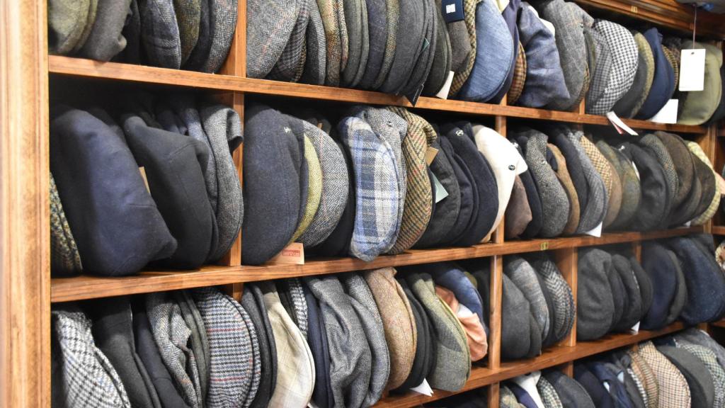 Boinas, gorras y sombreros en Sombrería Santos