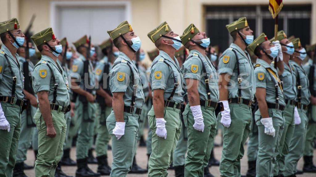Varios legionarios participan en el 101 aniversario de la fundación del Tercio de la Legión de Ceuta