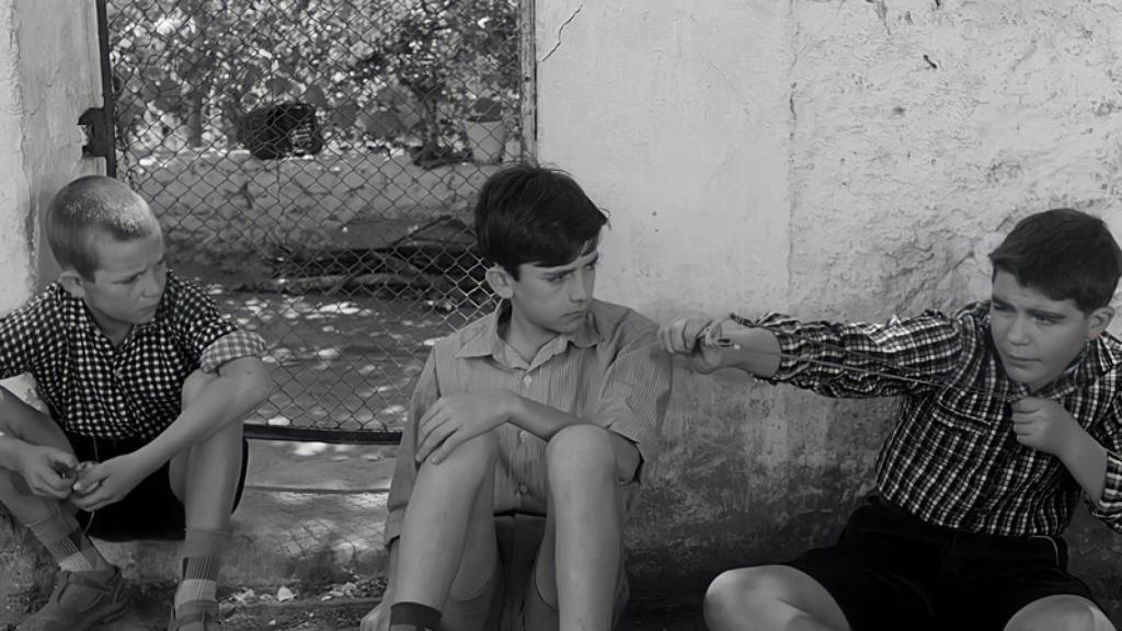 Imagen de la película 'El camino', la joya oculta y retrato humanista de la pionera Ana Mariscal que adapta la obra de Delibes