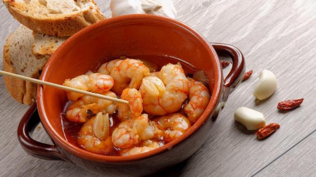 Las gambas al ajillo  son el plato español más valorado. Aquí se comen las mejores
