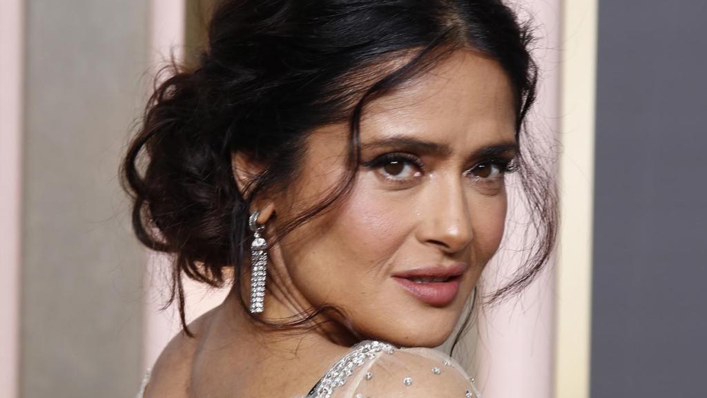 Salma Hayek, en los Globos de Oro 2023.