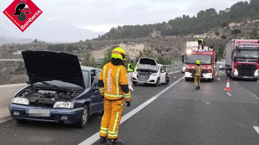 Más de 220 conductores pasan a disposición judicial en la Comunidad Valenciana en diciembre. En la imagen, un accidente en Alicante este enero.