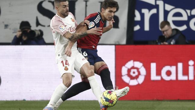 Un lance del encuentro entre Osasuna y Mallorca.