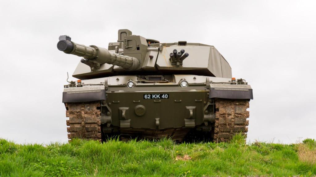 Challenger 2
