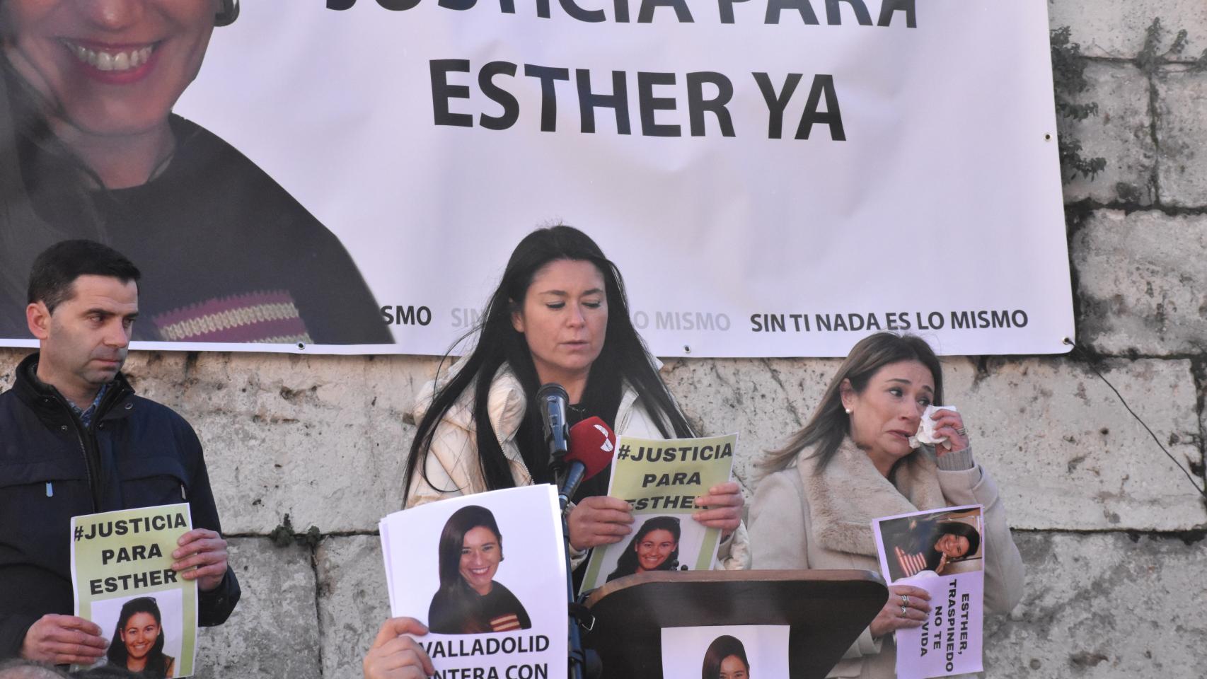 Inés López, la hermana de Esther López, en un acto celebrado en Valladolid