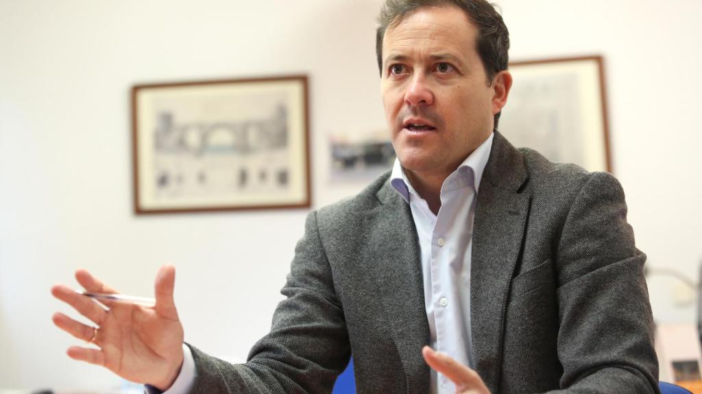 Carlos Velázquez durante la entrevista.
