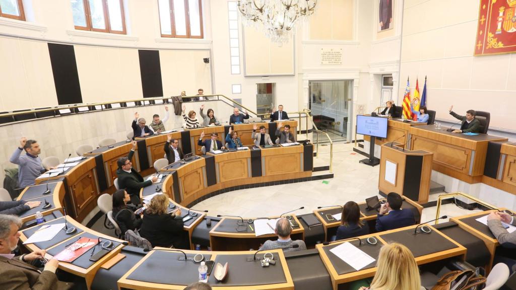 La Diputación reclama a la Generalitat la reapertura inmediata del CICU en Alicante