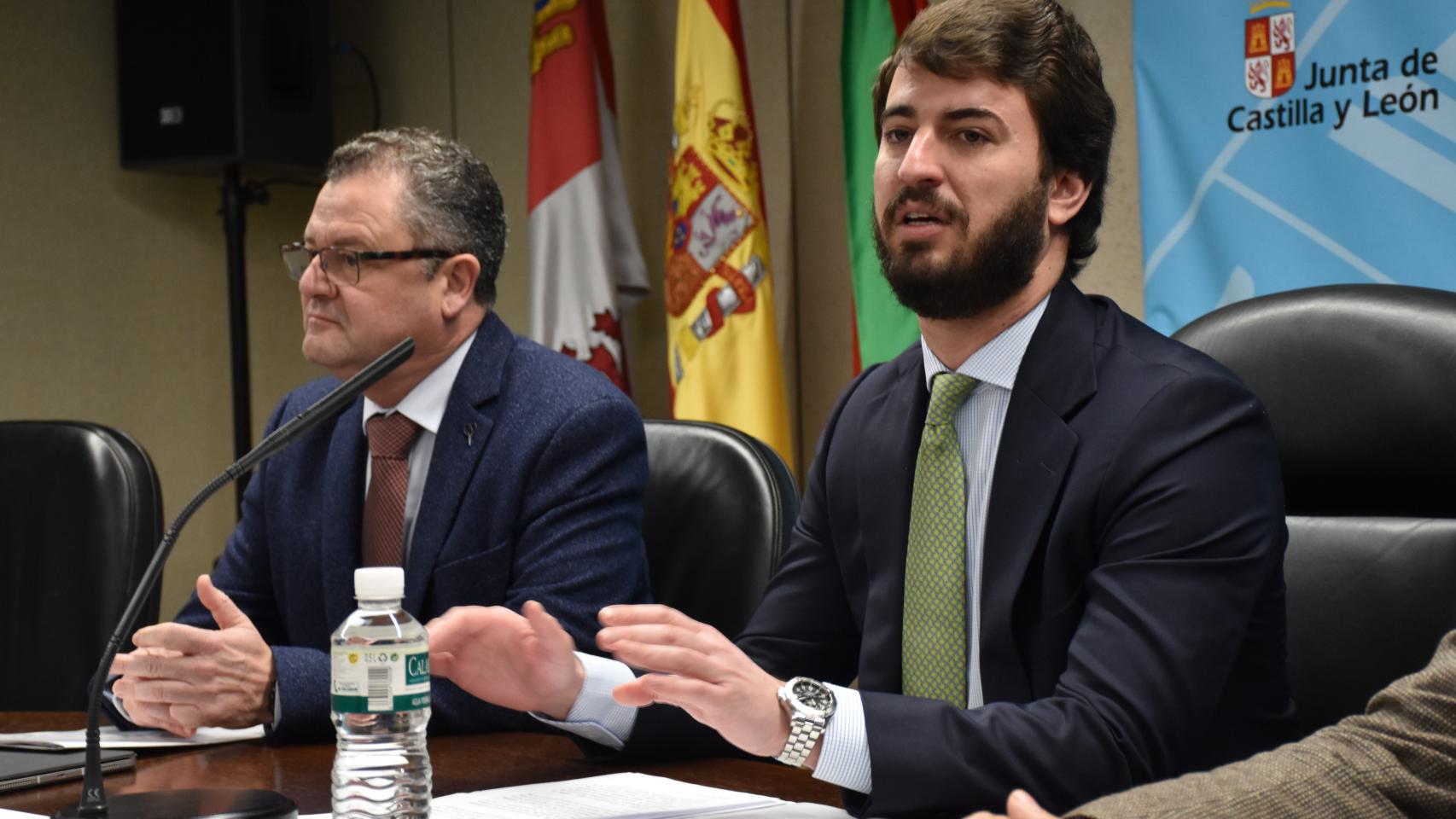 El vicepresidente de la Junta, Juan García-Gallardo y el consejero de Agricultura y Ganadería, Gerardo Dueñas