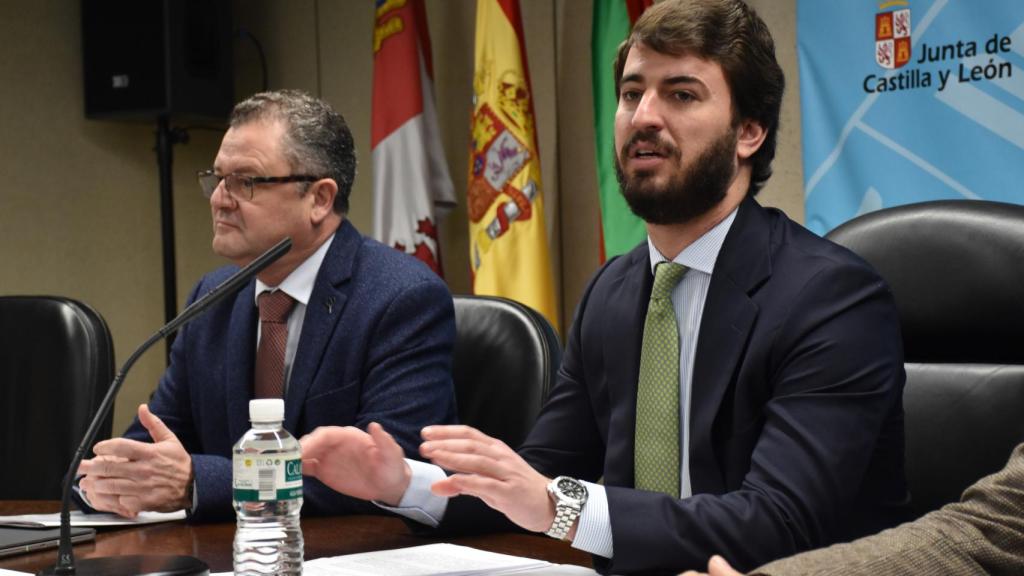El vicepresidente de la Junta, Juan García-Gallardo y el consejero de Agricultura y Ganadería, Gerardo Dueñas
