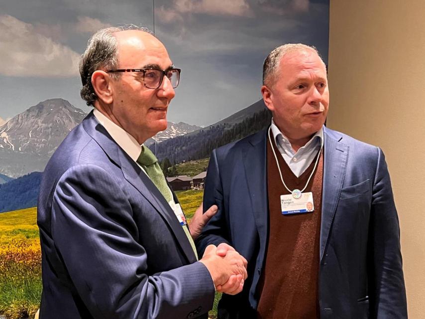 Ignacio Galán, presidente de Iberdrola; junto a Nicolai Tangen, CEO de Norges Bank Investment Magagement